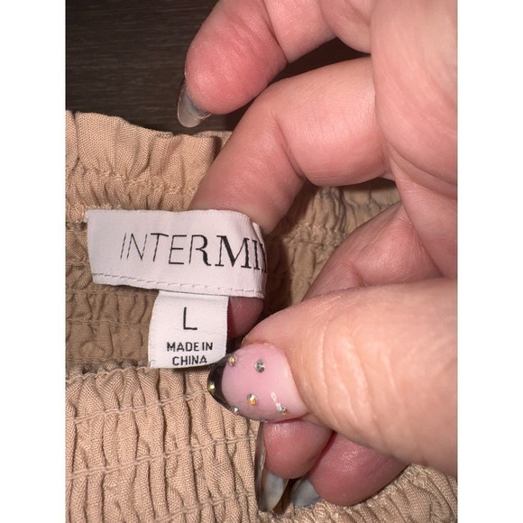 INTERMIX
Marissa Smocked Puff Sleeve Top L - Picture 9 of 11